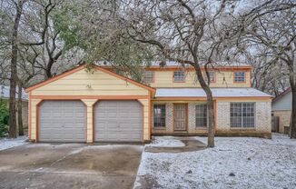 Spacious Anderson Mill 4/2.5 with Shady Fenced Yard!