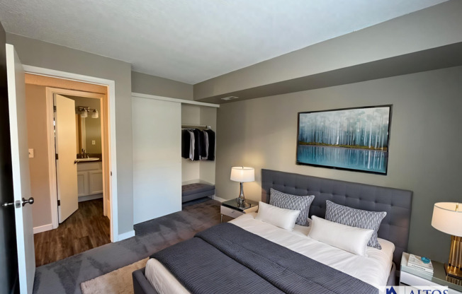 Nice 2 bed 2 bath Condo