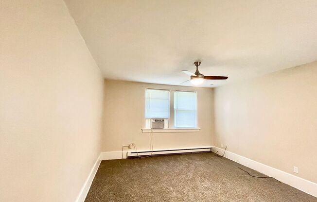 1 bed, 1 bath, 600 sqft, $695, Unit Apt. 1