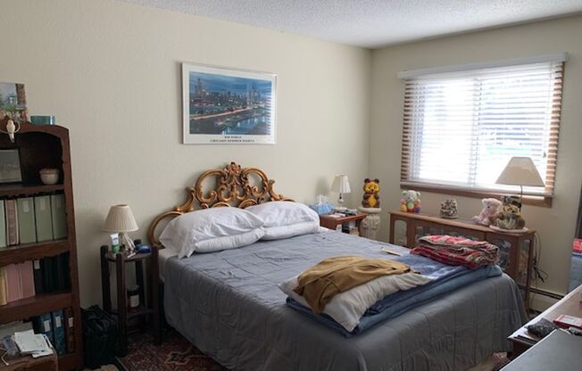 2 beds, 2 baths, 976 sqft, $1,675, Unit 3900122R