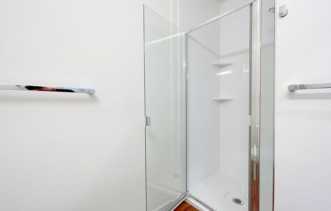 Studio, 1 bath, 240 sqft, $1,475, Unit 504