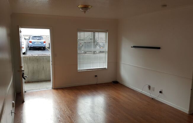 2 bed/1 bath Apt. in Provo