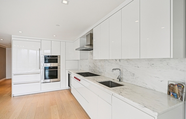 1 bed, 1 bath, 903 sqft, $7,500, Unit 6F