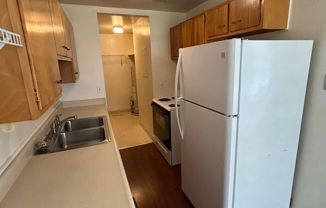 838 Avenue C