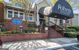 Spacious 2br 2ba condo with 2 assigned garage spot!