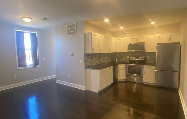 1 bed, 1 bath, 700 sqft, $1,495, Unit 1416-3R