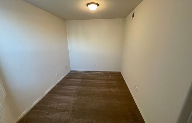 2 beds, 2.5 baths, 1,296 sqft, $3,200, Unit 8714-208
