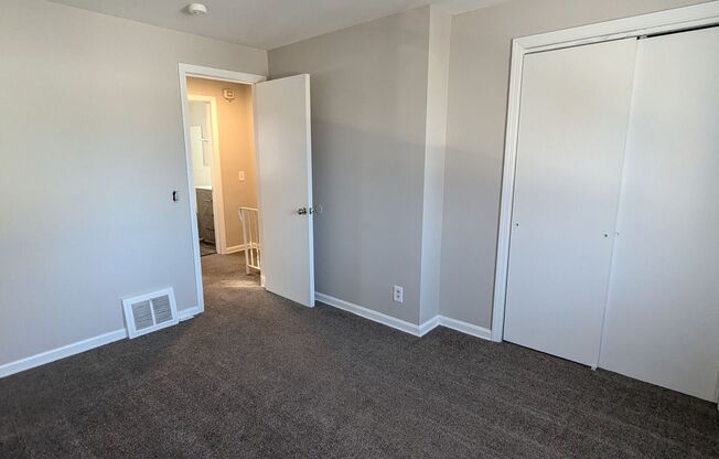 2 beds, 1 bath, 700 sqft, $900, Unit 1340