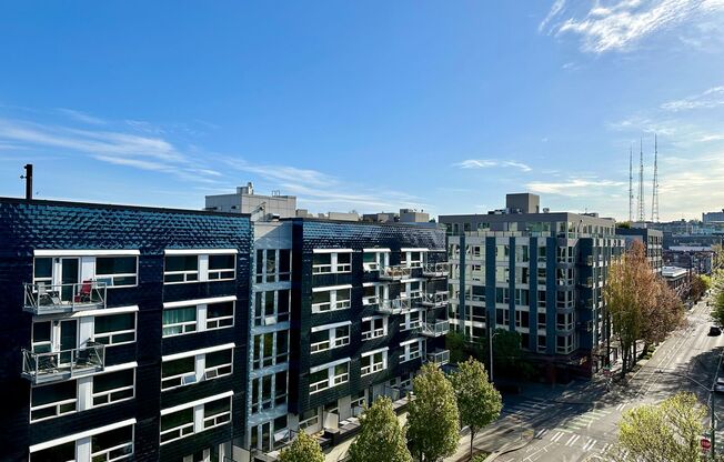 1 bed, 1 bath, 552 sqft, $2,225, Unit Unit 708
