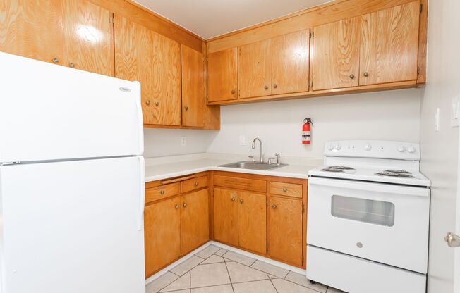 2 beds, 1 bath, $2,150