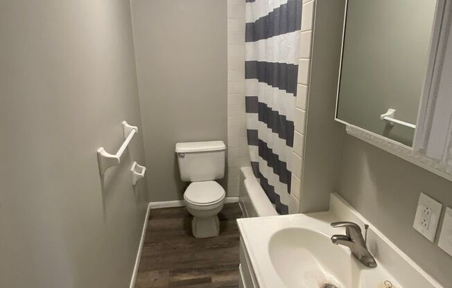 Studio, 1 bath, 600 sqft, $900, Unit 1053105