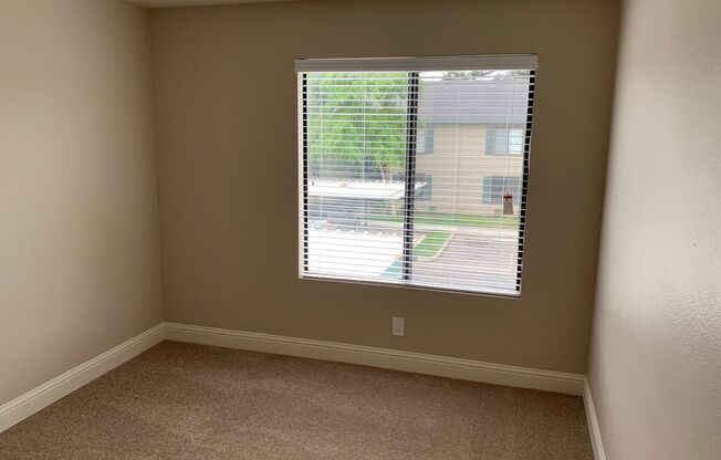 2 beds, 1 bath, 875 sqft, $1,590, Unit 445-265