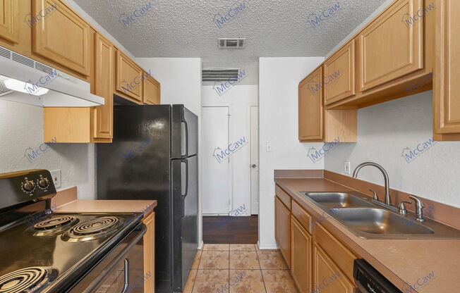 2139 VINE LN