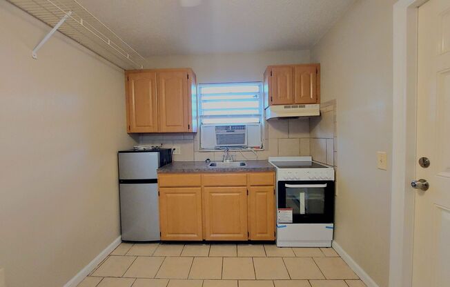 Studio, 1 bath, $650, Unit 1340#H