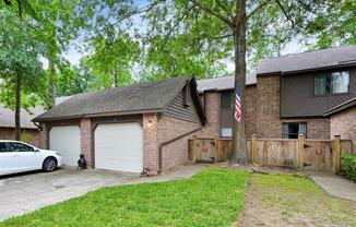 42 WILLOWWOOD CIR