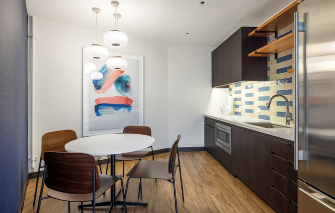 1 bed, 1 bath, 822 sqft, $5,050, Unit 3C