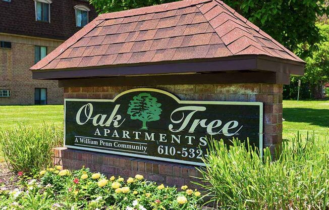 Oak Tree Apartments