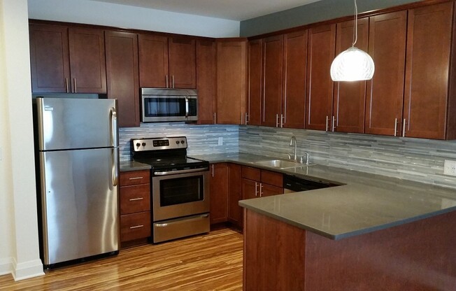 1 bed, 1 bath, 866 sqft, $2,375, Unit 204