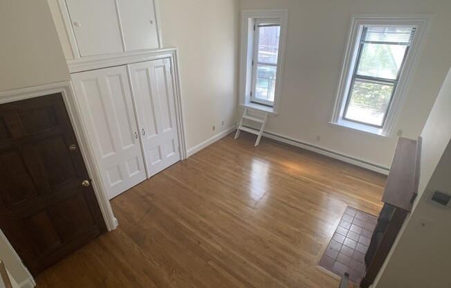 317 BEACON