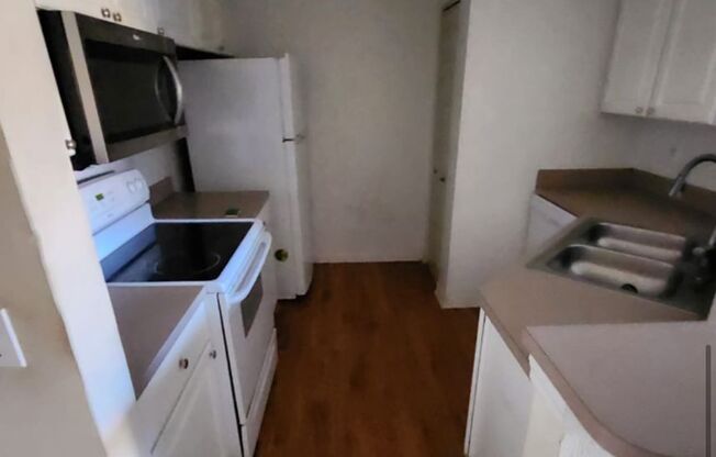 1 bed, 1 bath, $1,280