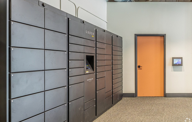 bogen-urban-chic-lofts-saint-louis-mo-package-service