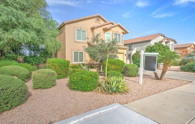 READY TO VIEW NOW! Gorgeous Gilbert Home with Golf Course Views