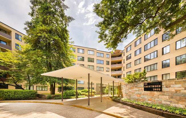 The Crestwood Apartments