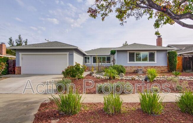 1650 GOLDFINCH WAY