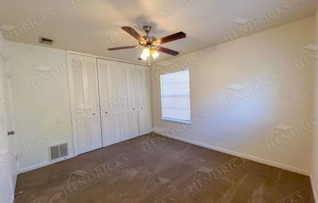 3 beds, 1 bath, $1,525