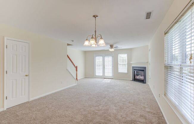 3 Bedroom Townhouse in Wakefield with 1 Car Garage
