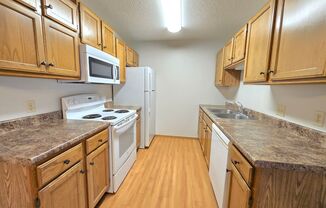 2 beds, 1 bath, 1,030 sqft, $925, Unit 22