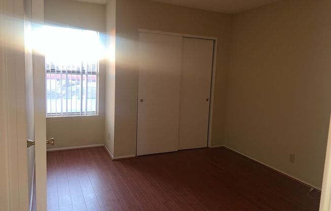 2 beds, 2 baths, 800 sqft, $2,595, Unit 404