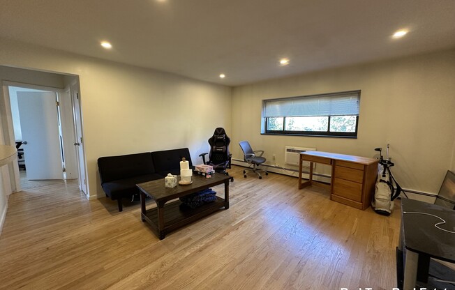 15 WALLBRIDGE