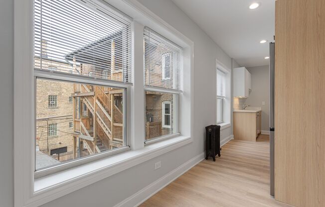 Studio, 1 bath, 326 sqft, $1,465, Unit 1631-1J