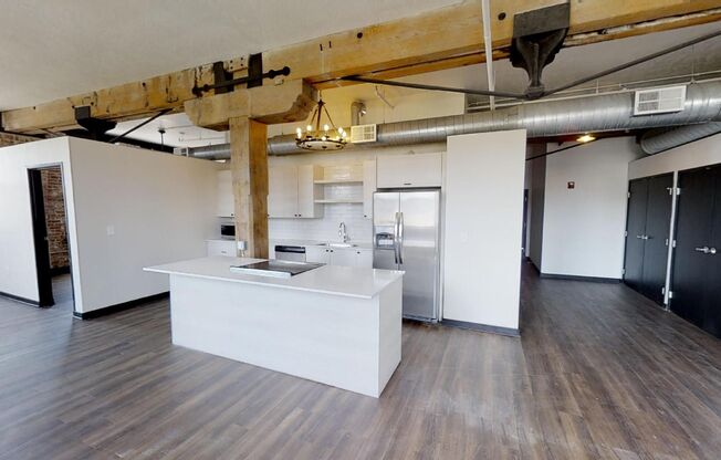 2 beds, 2 baths, 1,747 sqft, $2,450, Unit 208