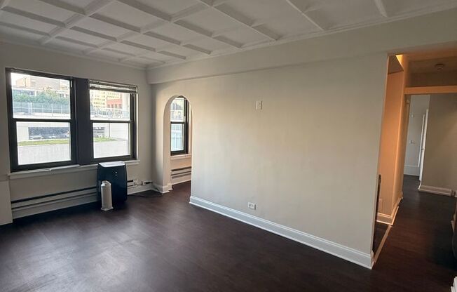 1 bed, 1 bath, 714 sqft, $2,250, Unit 0704