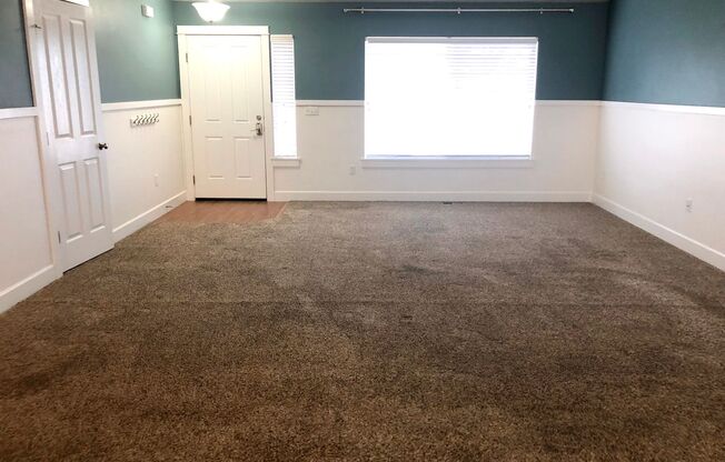 Single Story Home w/Huge Fenced Backyard!