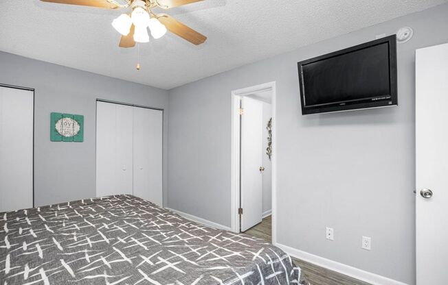 2 beds, 2 baths, $1,875