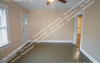 1323 Lamar