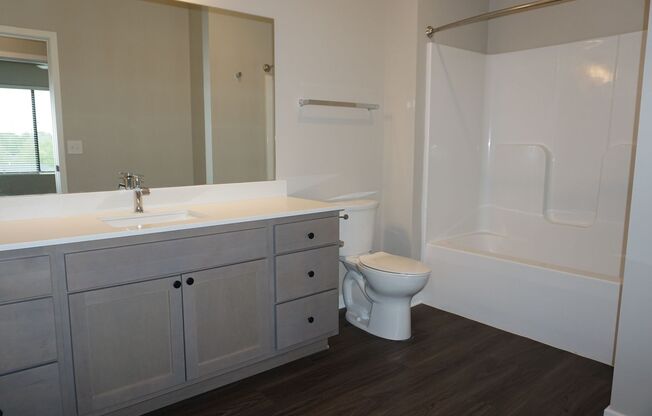1 bed, 1 bath, 895 sqft, $1,399, Unit 404