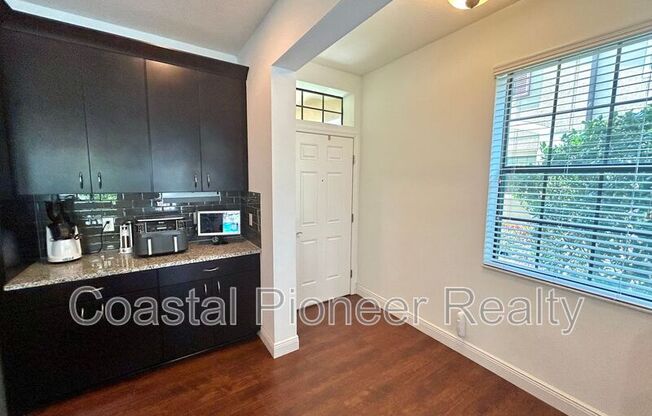 9134 FOX SPARROW RD