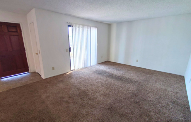1024 Grand Ave