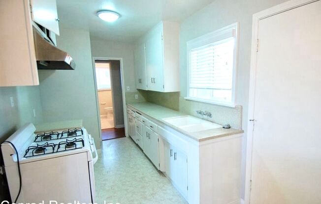 1 bed, 1 bath, $1,950, Unit 2