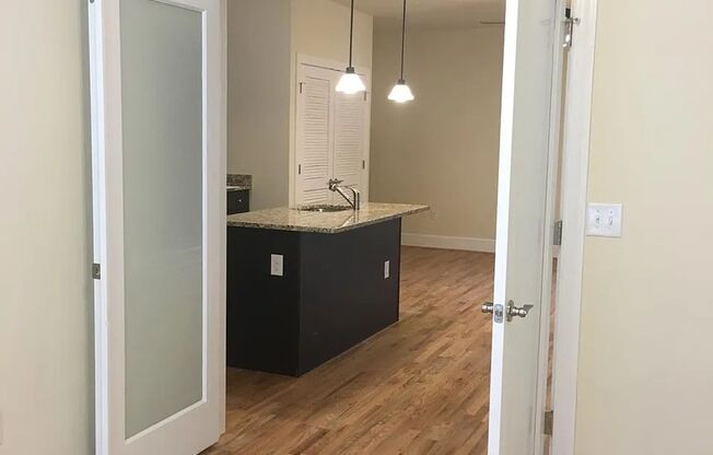 1 bed, 1 bath, 680 sqft, $1,450, Unit Unit G