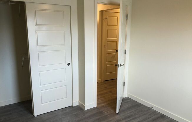 3 beds, 2 baths, 1,050 sqft, $2,932, Unit 104