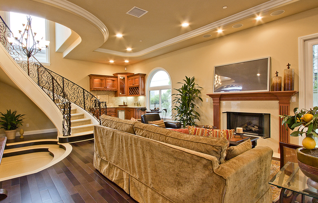 Spacious 3,224 Square Foot Townhouse!