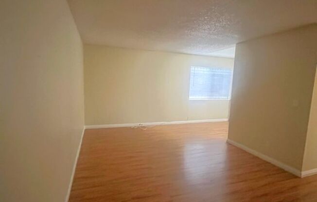 LB0634(Lime) (RUBS) (Imp.)