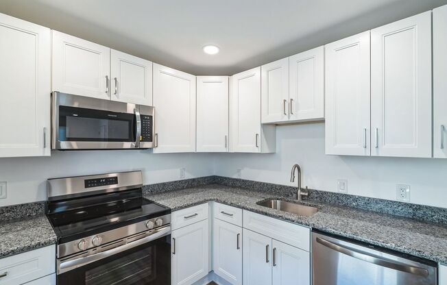 Recently Renovated 3-Bedroom Hidden Gem in Willow Grove!