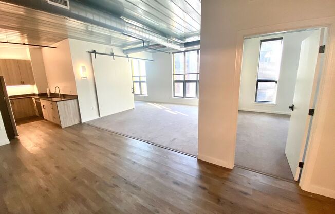 2 beds, 1 bath, 835 sqft, $2,295, Unit Unit 205