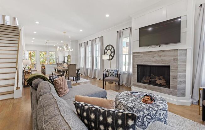 Luxurious 3-Bed Townhouse on Red Mountain